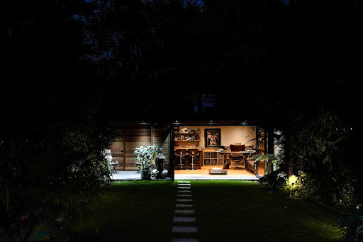 Bespoke garden room by Into The Garden Room