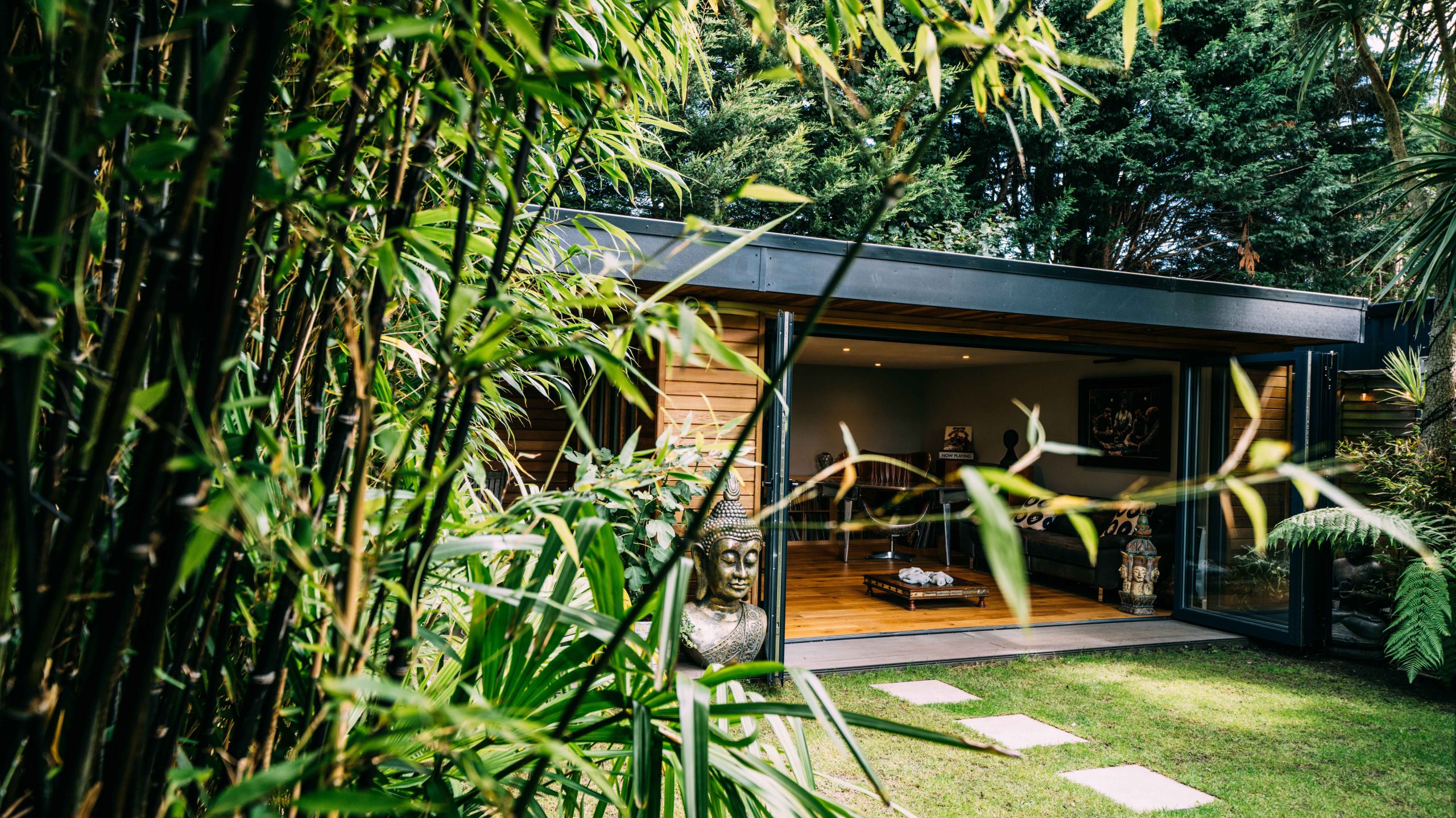 Bespoke garden room by Into The Garden Room