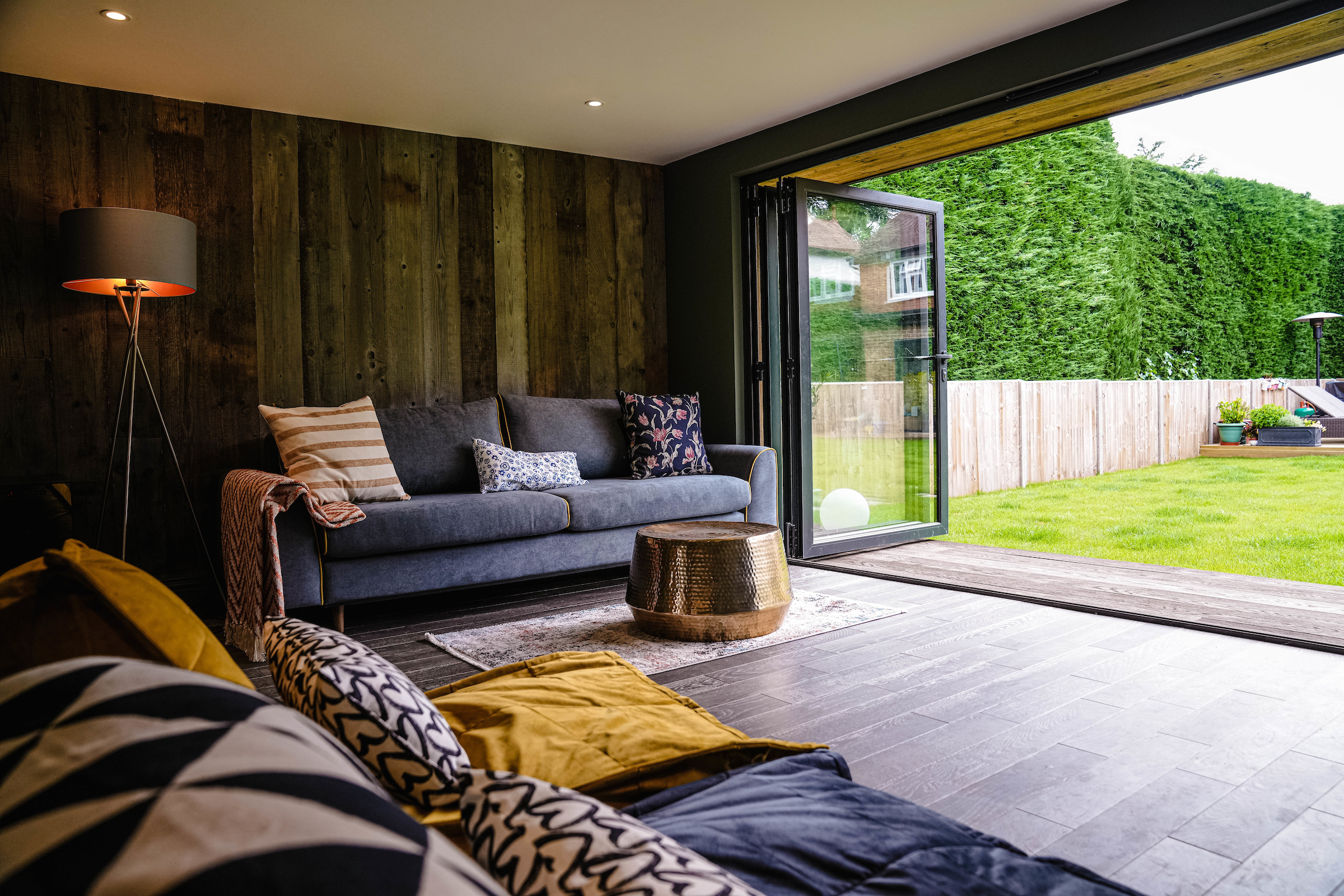 Bespoke garden room by Into The Garden Room