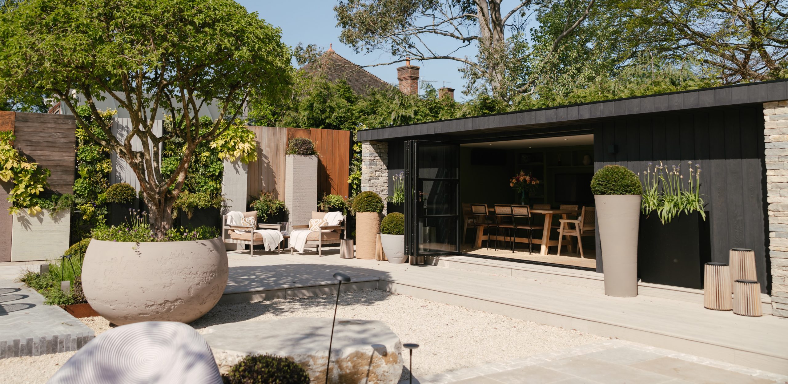 Bespoke garden room by Into The Garden Room