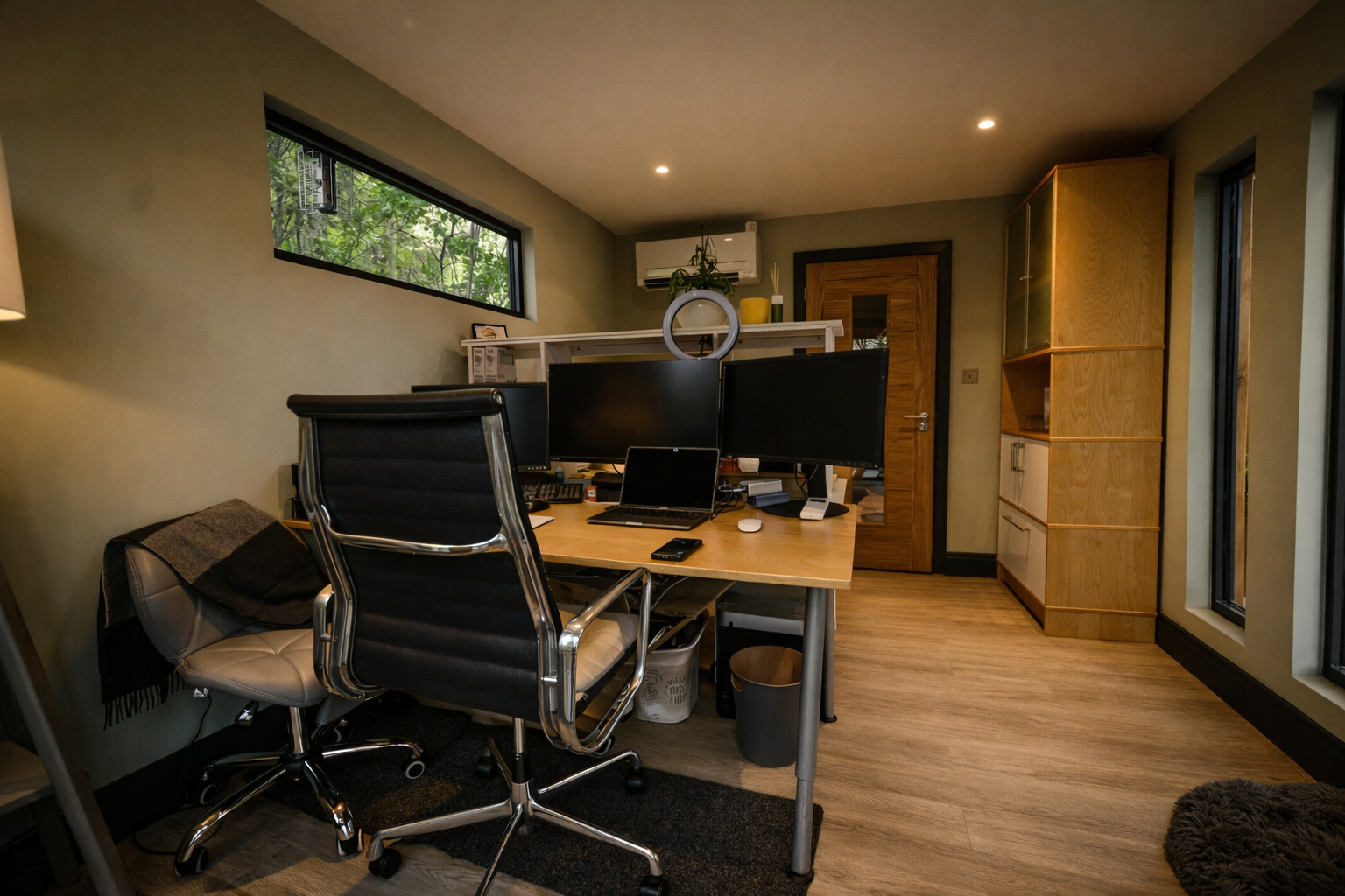 Bespoke garden room by Into The Garden Room