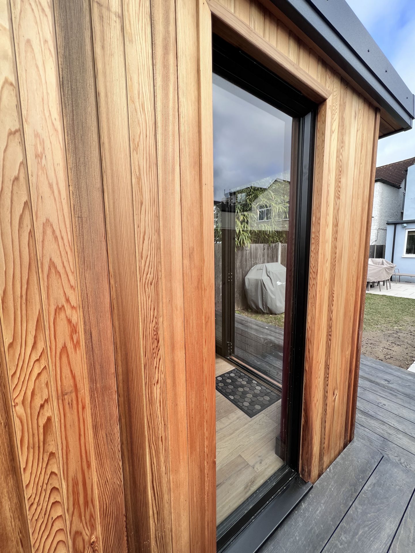 Bespoke garden room by Into The Garden Room