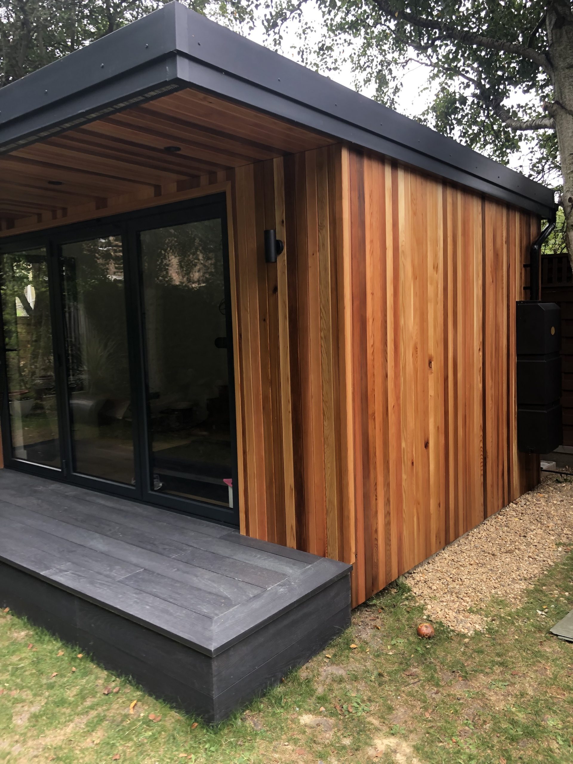 Bespoke garden room by Into The Garden Room