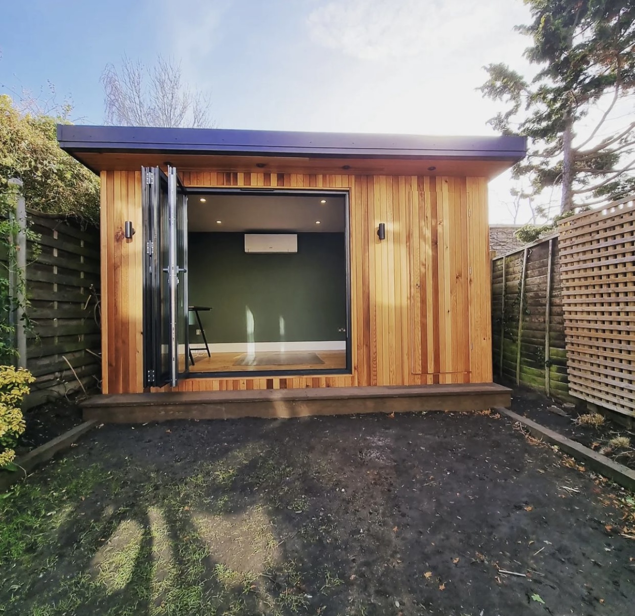 Bespoke garden room by Into The Garden Room