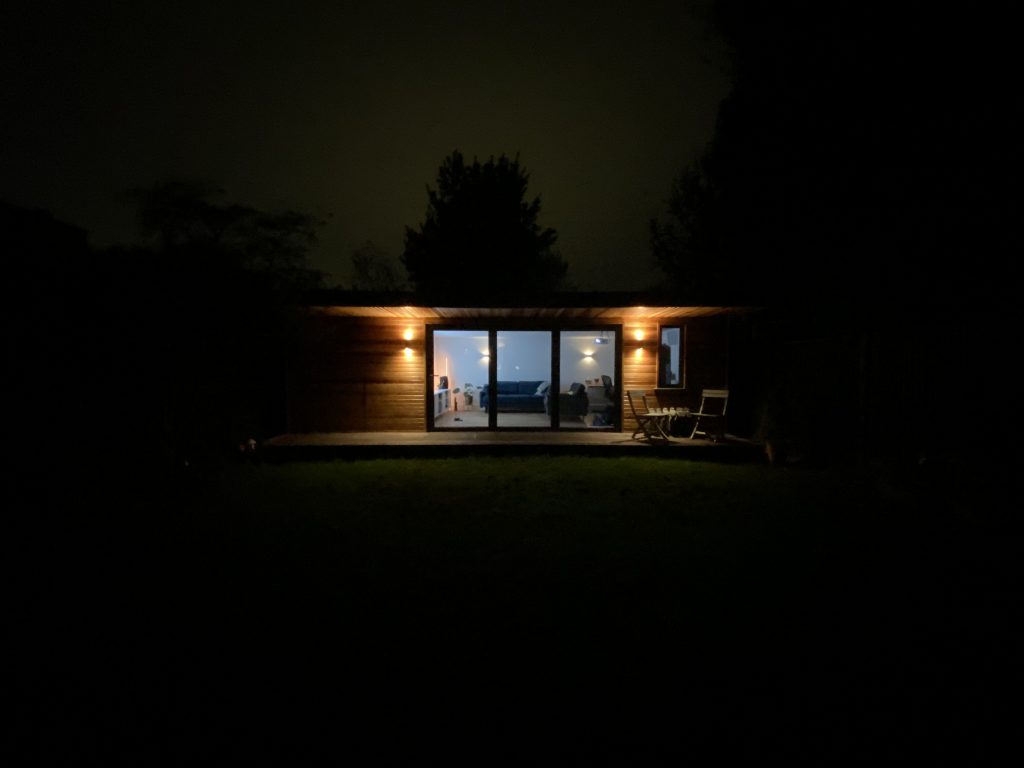 Bespoke garden room by Into The Garden Room