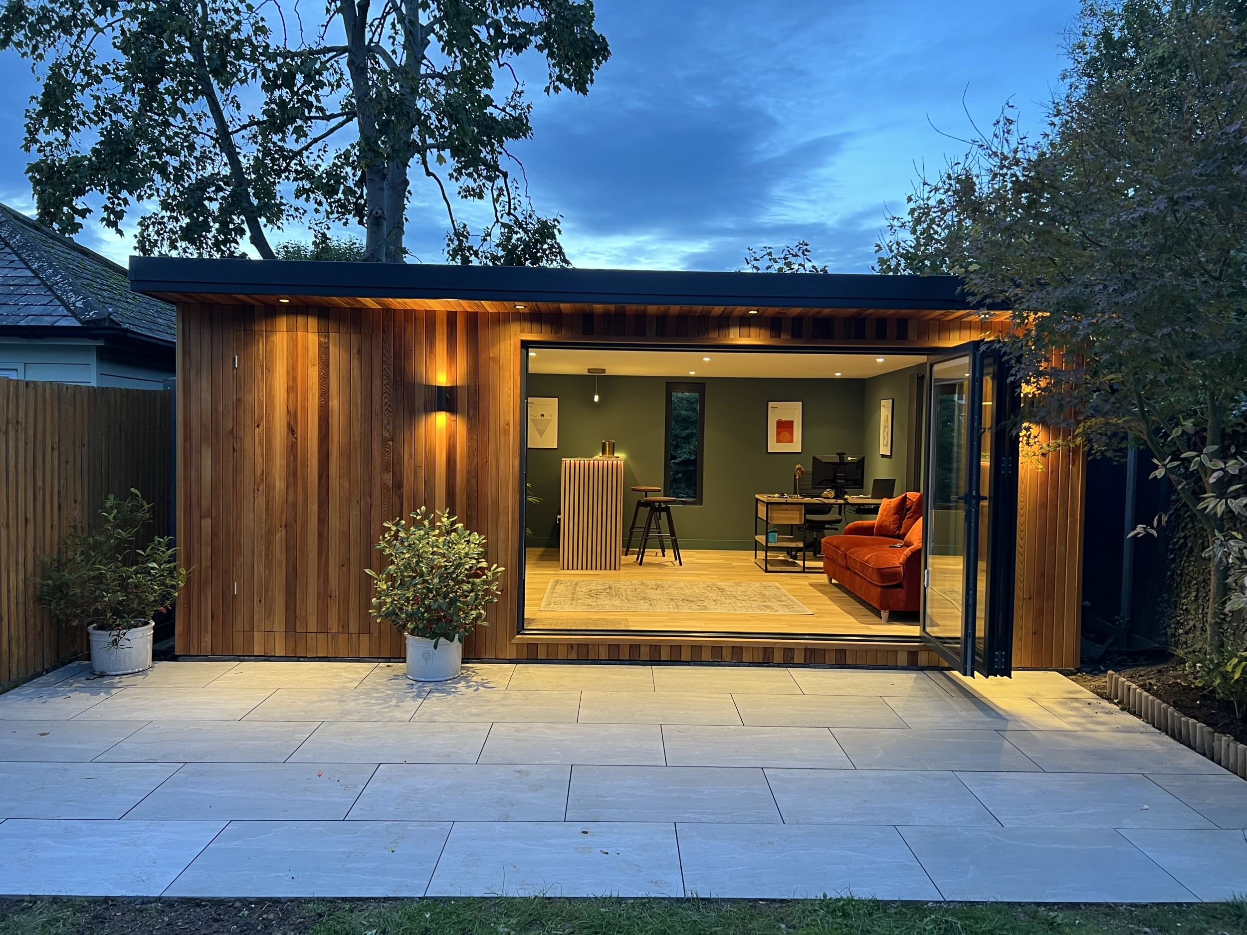 Bespoke garden room by Into The Garden Room