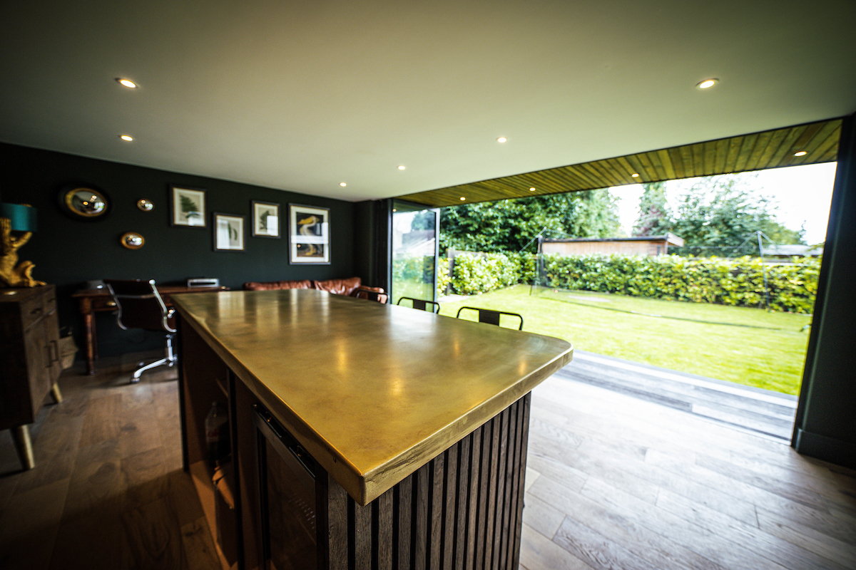 Bespoke garden room by Into The Garden Room