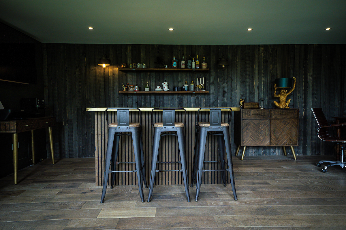 Bespoke garden room by Into The Garden Room
