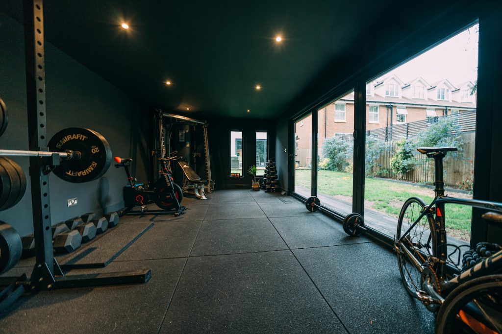 Bespoke garden room by Into The Garden Room