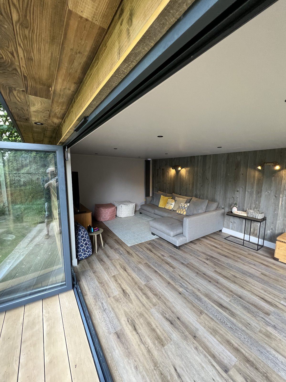 Bespoke garden room by Into The Garden Room