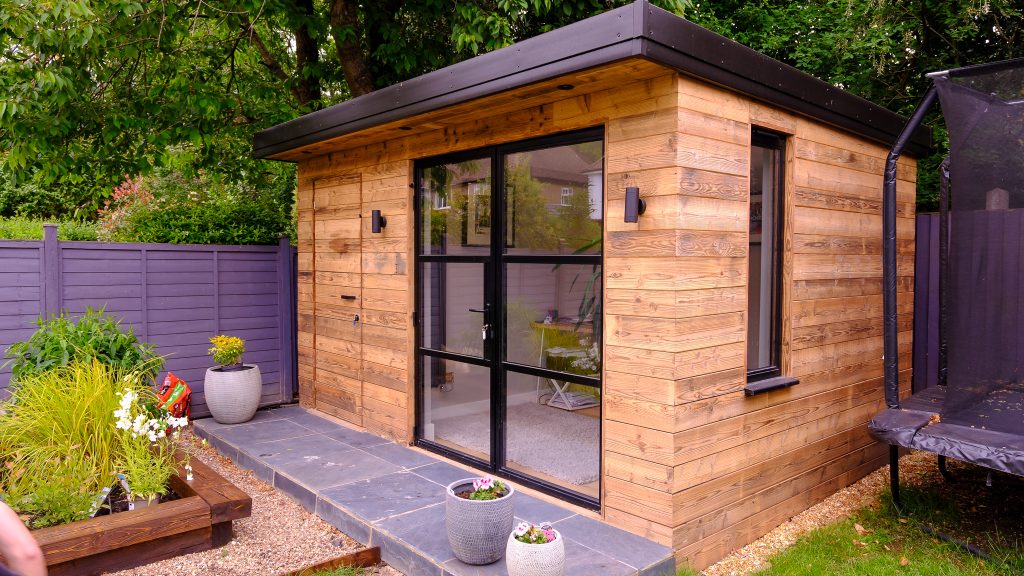 Bespoke garden room by Into The Garden Room