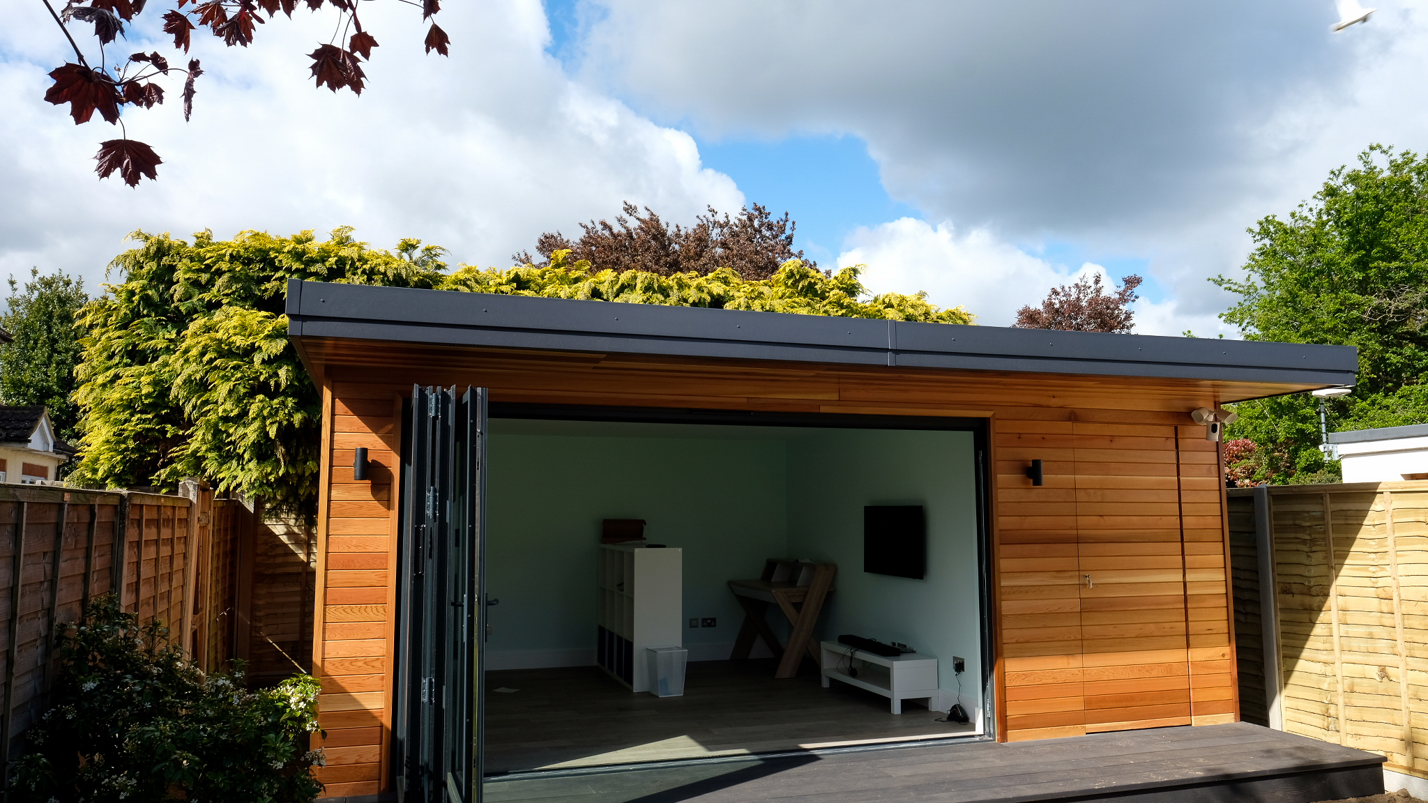 Bespoke garden room by Into The Garden Room
