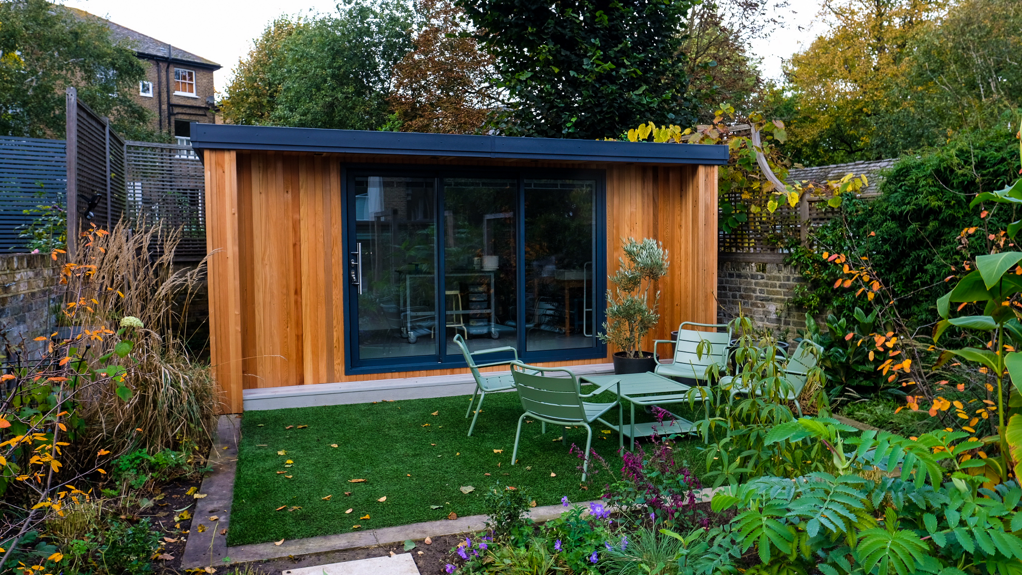 Bespoke garden room by Into The Garden Room