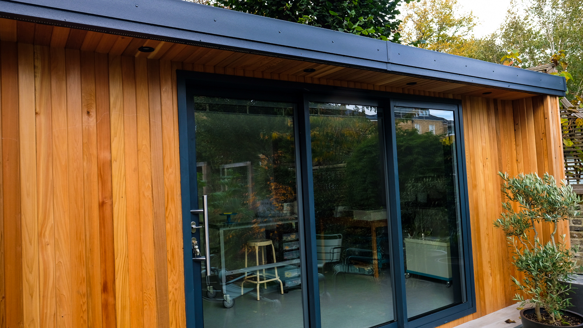 Bespoke garden room by Into The Garden Room