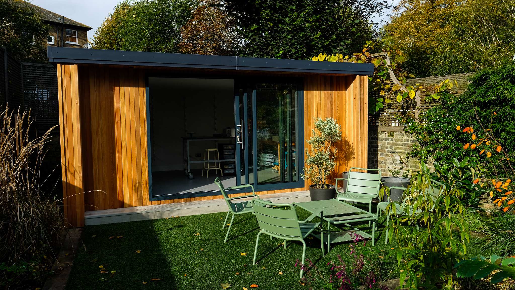 Bespoke garden room by Into The Garden Room