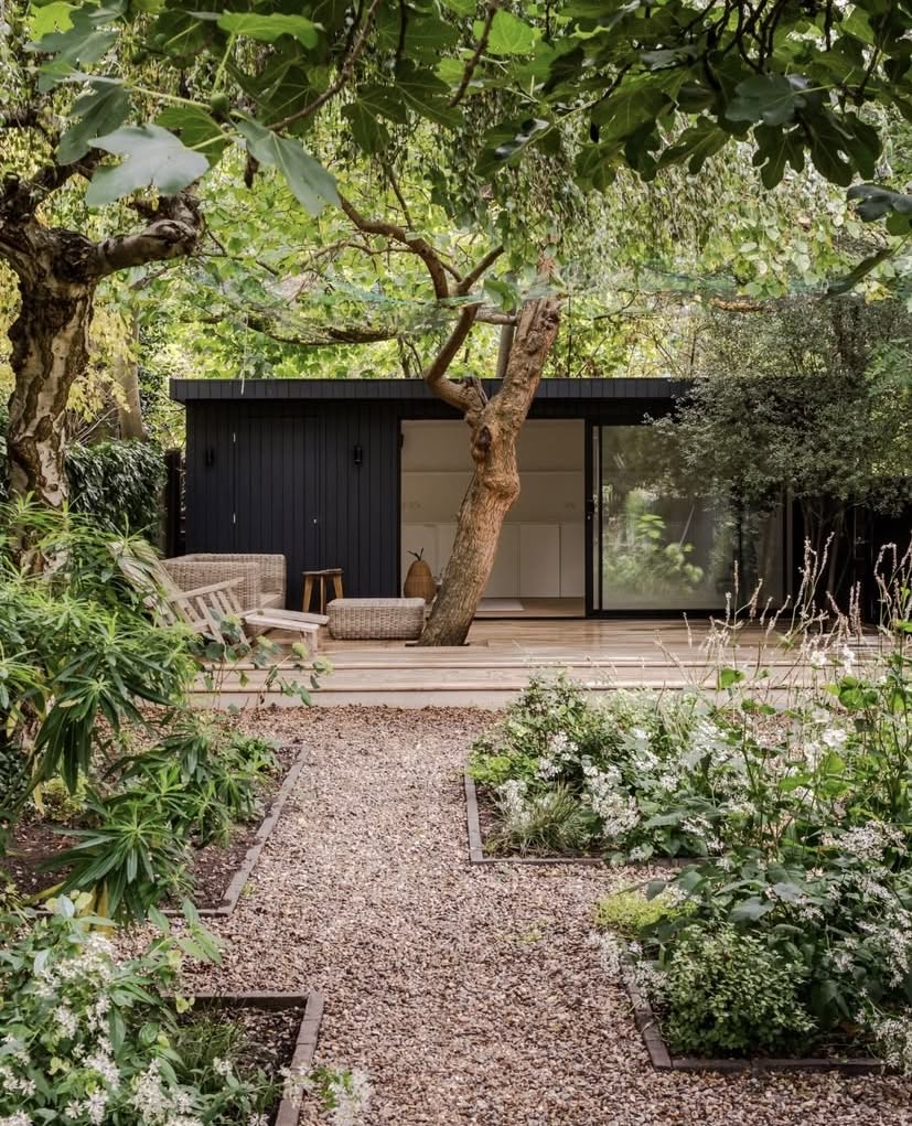 Bespoke garden room by Into The Garden Room